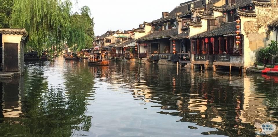 探索全球热点话题,畅聊请问这是什么发型我得留多长时间的红迪网平台